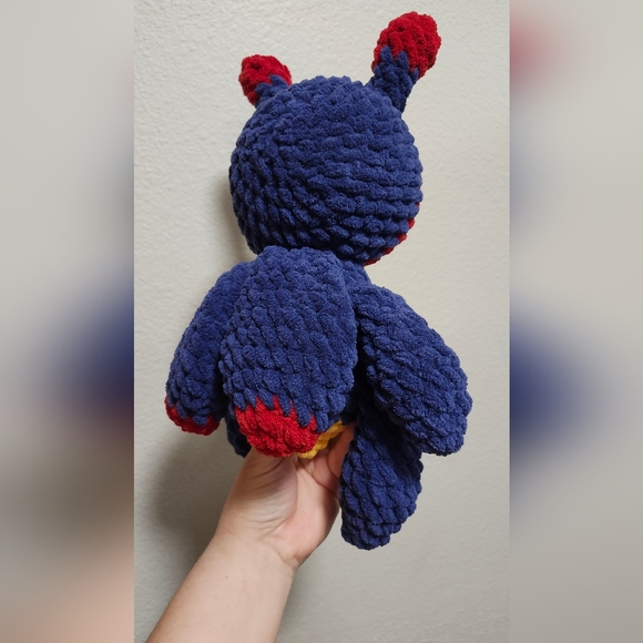 Handcrafted plushie, crochet lightning bug - Picture 6 of 6